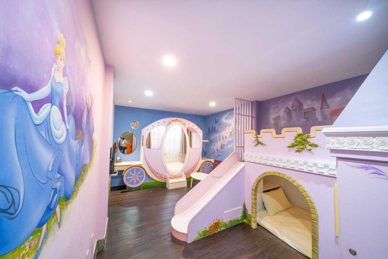 Bed and Breakfast Fairytale House Tainan Esterno foto