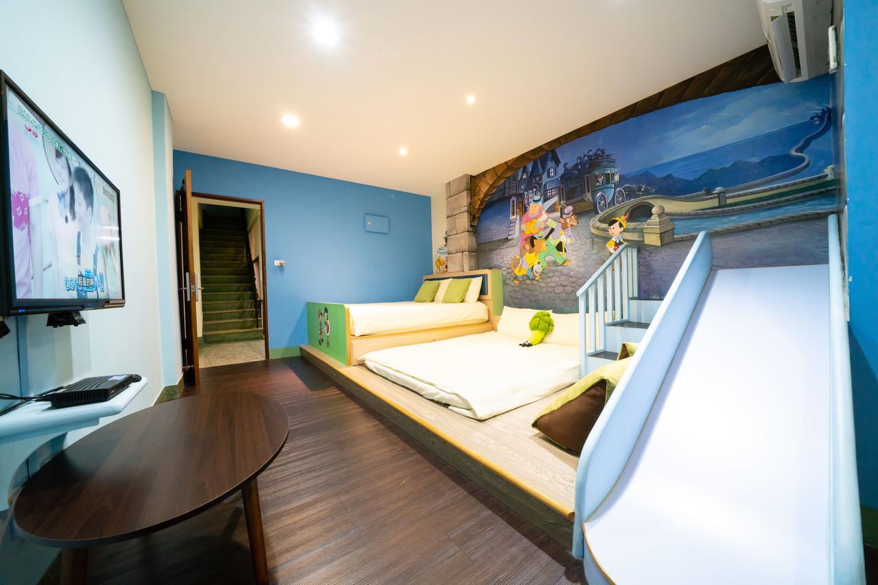 Bed and Breakfast Fairytale House Tainan Esterno foto